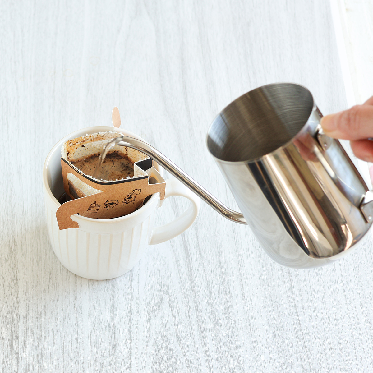H＆F BELXのコーヒーのこだわり デカフェコーヒー 豆挽きへのこだわり